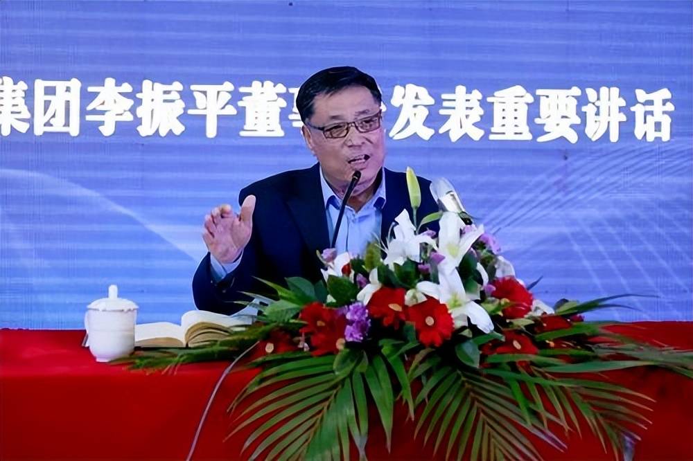 蓝帆医疗的两位主要创始人叫李振平和刘文静,其中李振平在2021年胡润