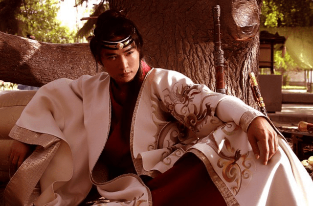 为什么国产古装剧中看不见像焦恩俊这样的阳刚型古装美男了