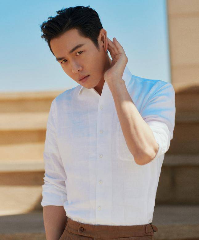 原创张若昀当爸后大变样颜值提升大变样31岁比郭麒麟还年轻