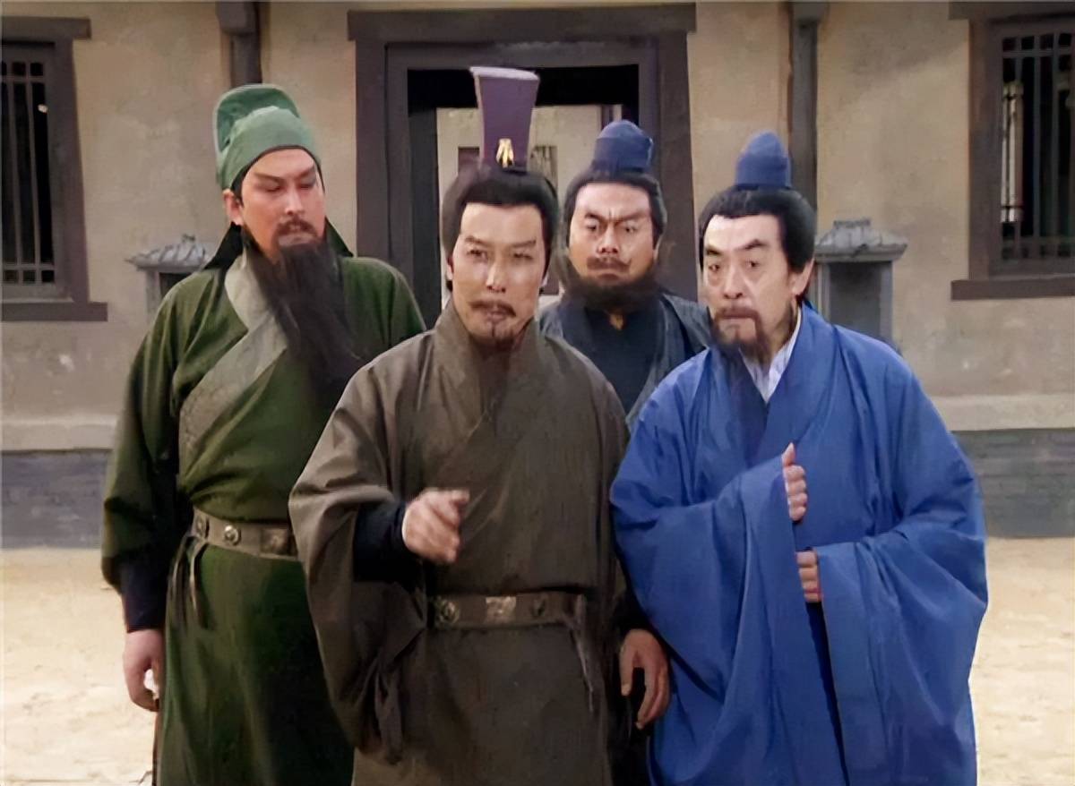 刘备做梦都没想到,他三顾茅庐得到了诸葛亮,却错失了另一位高人