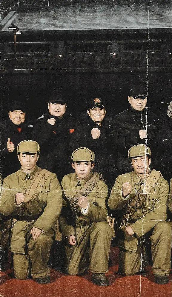 原创由吴京易烊千玺联合主演长津湖杀青小编与您共同期待