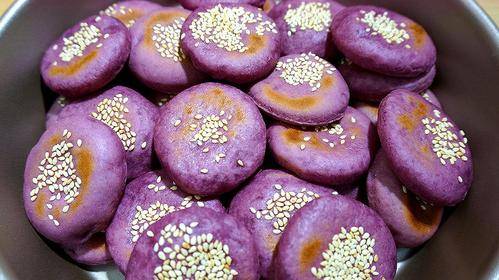 原创紫薯薯肉呈紫色或深紫色口味香甜很受大众的喜爱