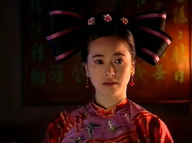 和珅倒台后,儿子免于一死,多亏了背后的"靠山"_丰绅殷德_十公主_嘉庆