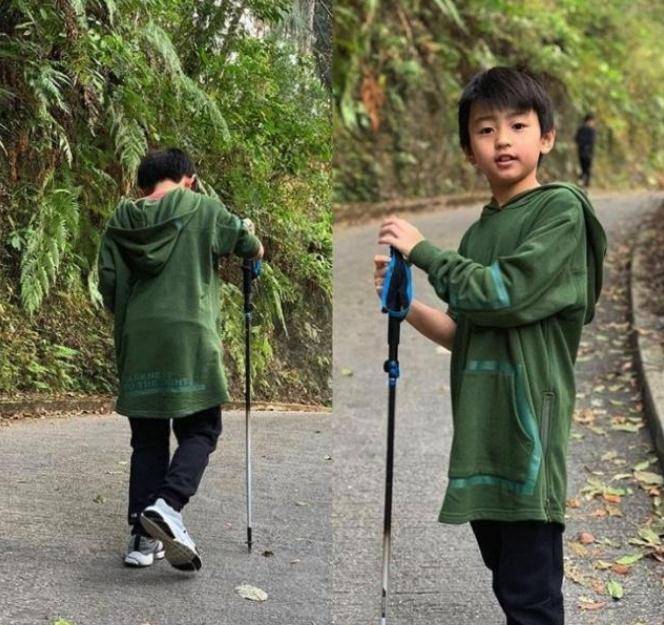 原创谢振南才是真正的美男子9岁穿白t干净秀气气质似爸爸谢霆锋