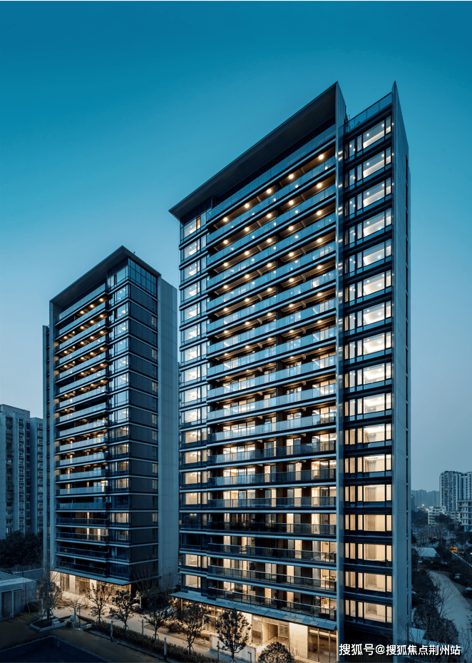 官网成都绿城凤起朝鸣售楼处电话4000331233转接8888丨成都凤起朝鸣