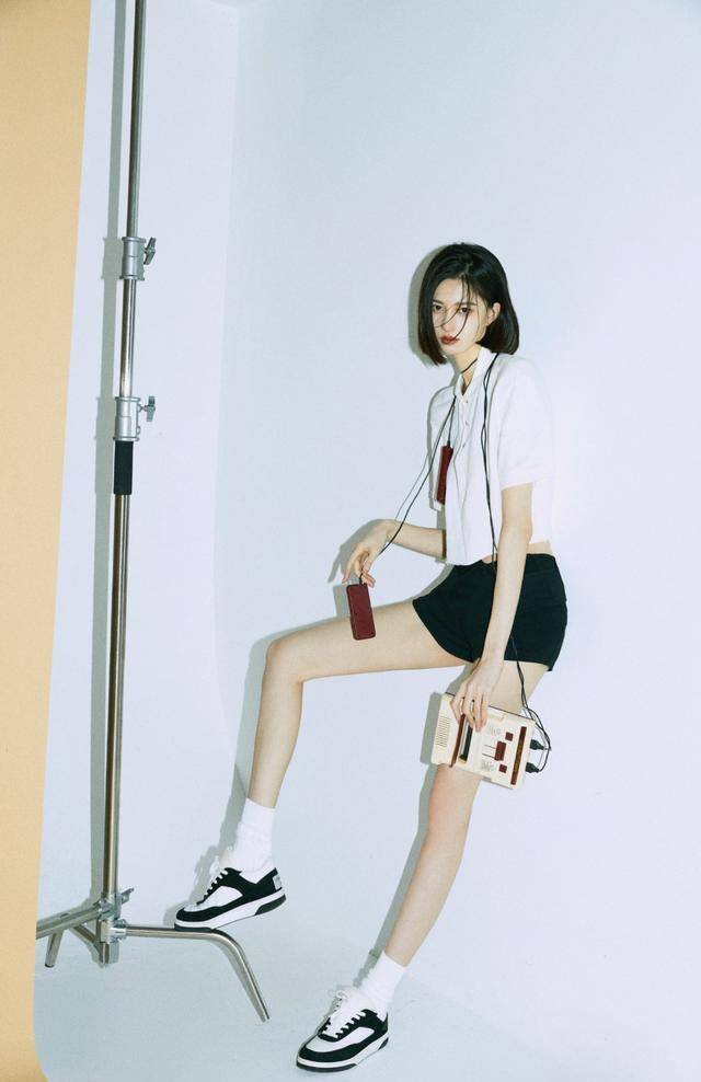 原创身高180配上这脸蛋周子琳除了太瘦真的没毛病了