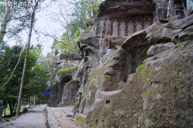 四川默默无闻的小县，却私藏着200多处石窟，其中这9座国宝石窟很惊喜