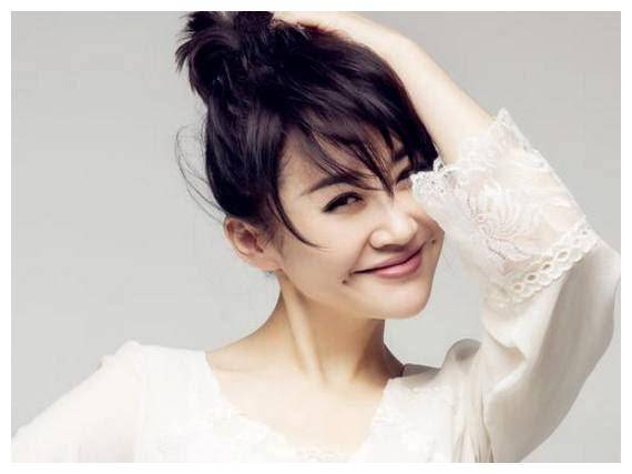 原创谁说时尚只属于年轻人？不老女神许晴告诉你，50+一样能惊艳时光