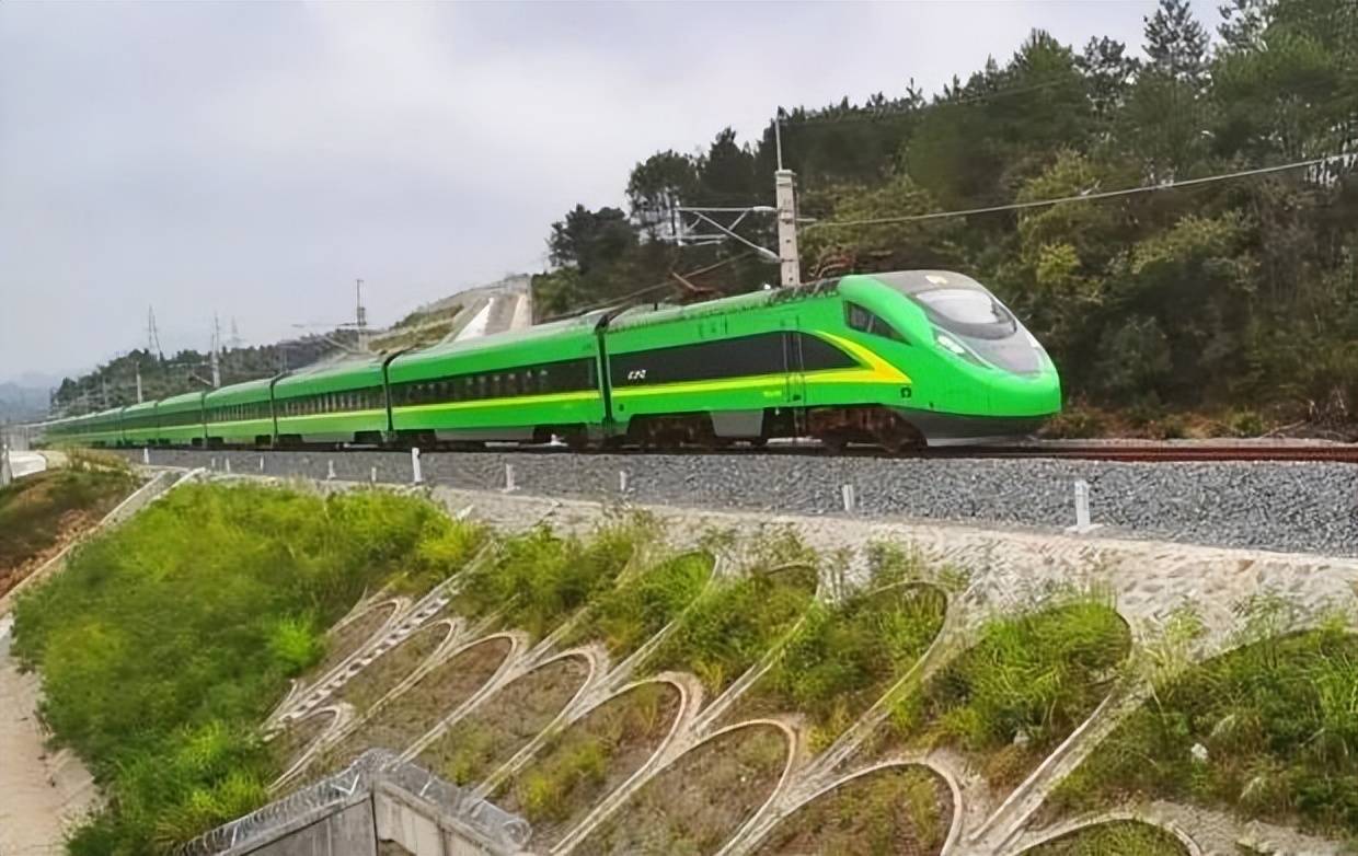 原创我国这条铁路性价比非常高长约495867公里投资仅为350亿