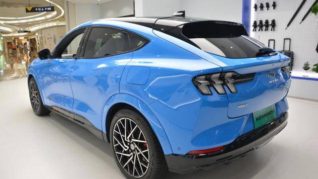 2022年最佳电动车福特野马mache比特斯拉modely还好看