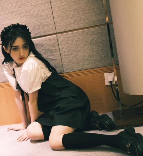 徐璐好会穿搭,不知道的还以为是穿搭博主,满满的甜美气息_款式_显得