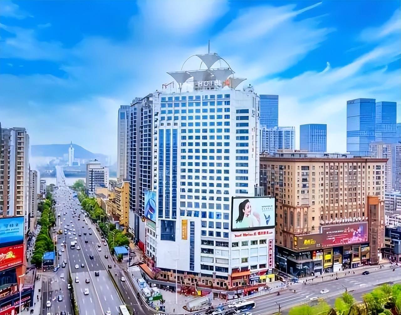 原创国际品牌酒店有意举牌长沙五一商圈地标大厦或凤凰涅盘