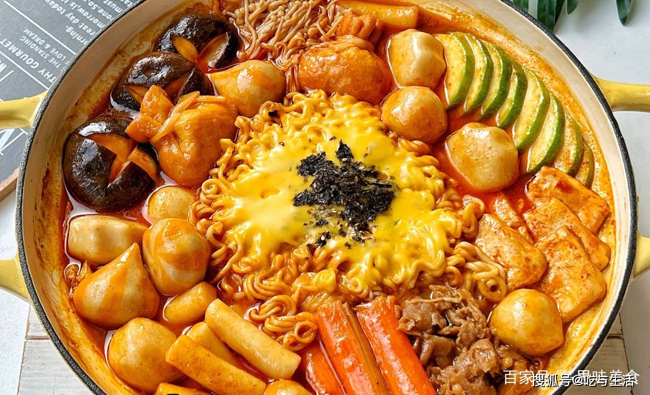 原创教你3种韩式部队火锅的做法食欲满满麻辣爽口太满足了
