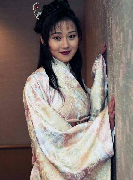 原创万绮雯被曾经最爱的甄子丹欺骗但却让她遇见暗恋自己的十三