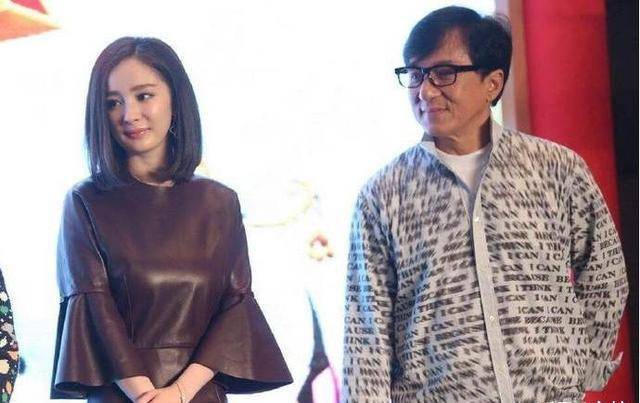 金喜善突然晕倒,成龙抱起她到房间2小时后才将她救醒,_杨幂_章子怡