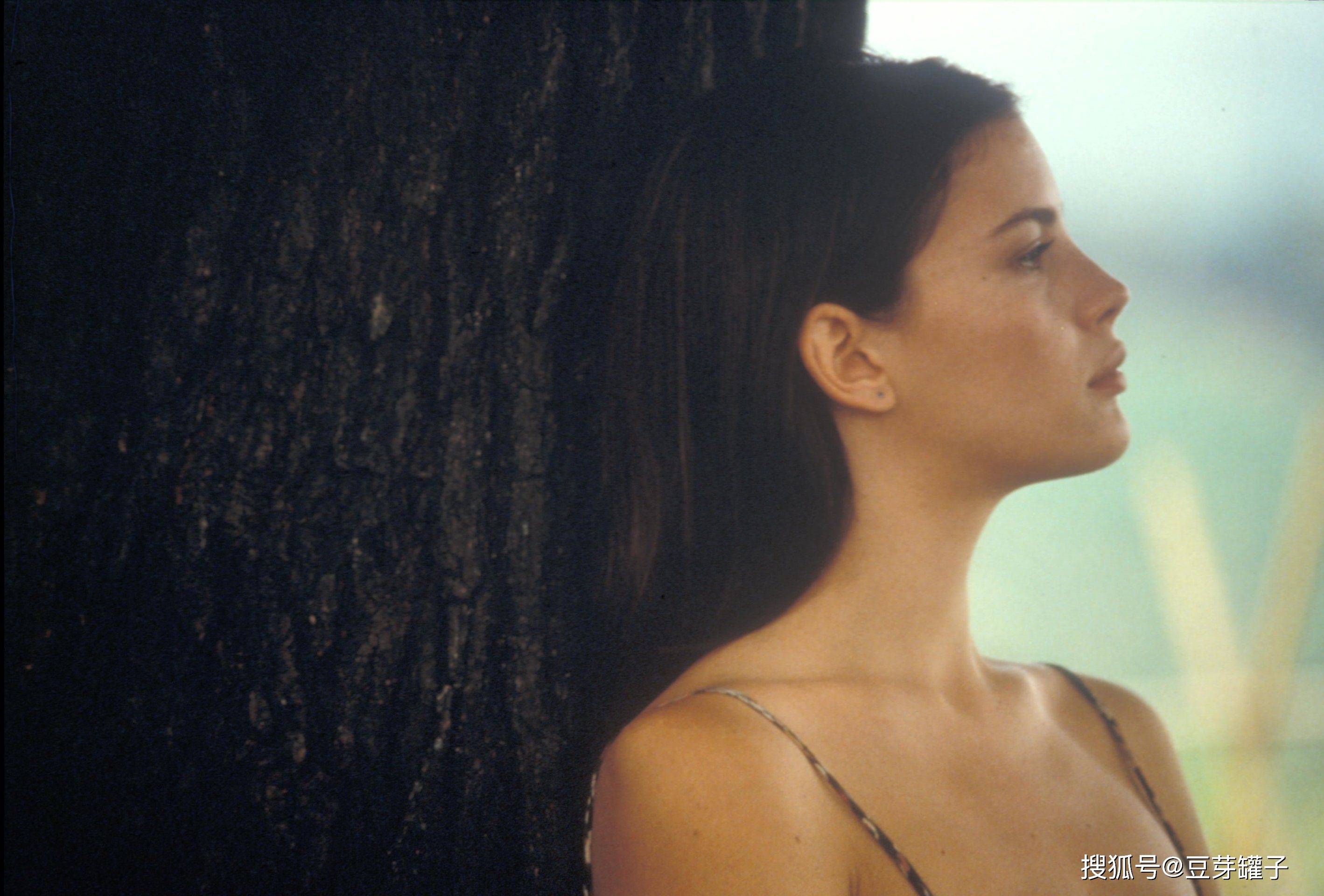 67《偷香》,一个香艳的爱情故事,美丽少女寻找生父并获得爱情_露西