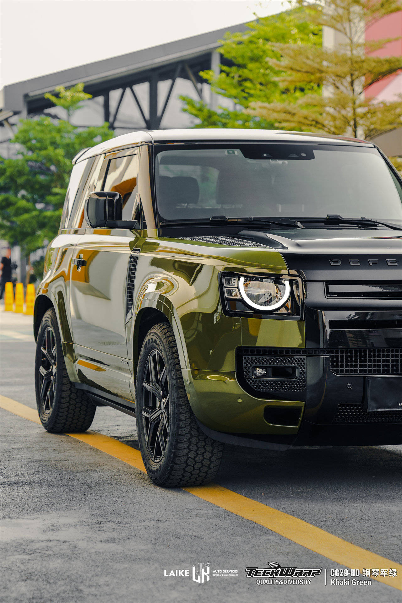 军绿色改色膜搭配路虎这样的硬汉,算得上是"天作之合"_搜狐汽车_搜狐