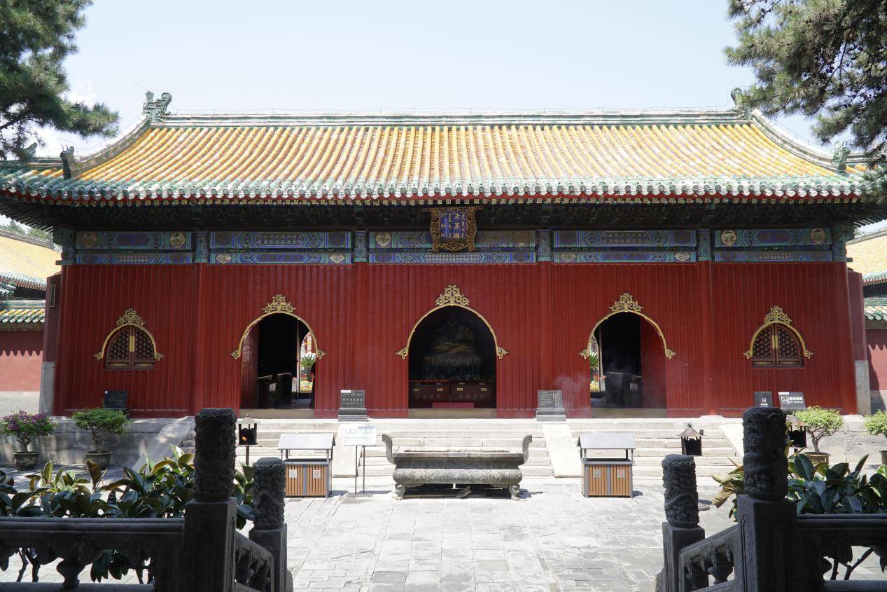 承德外八庙之普宁寺_大雄宝殿_西藏_桑鸢寺