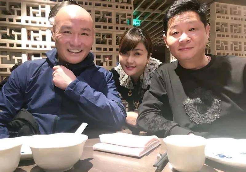 原创刘淼康熙微服私访记里的小桃红她老公是谁成为了娱乐圈里的谜