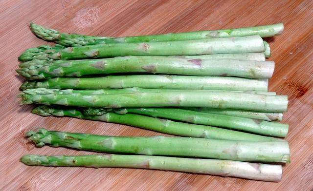 蔬菜嘌呤低痛风患者可多吃警告三类蔬菜嘌呤高到超乎想象