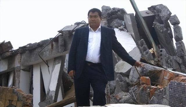 原创张祥青唐山地震孤儿逆袭成天津首富汶川地震捐亿