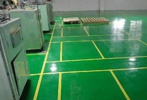 电子厂车间地面上画着黄线代表什么意思