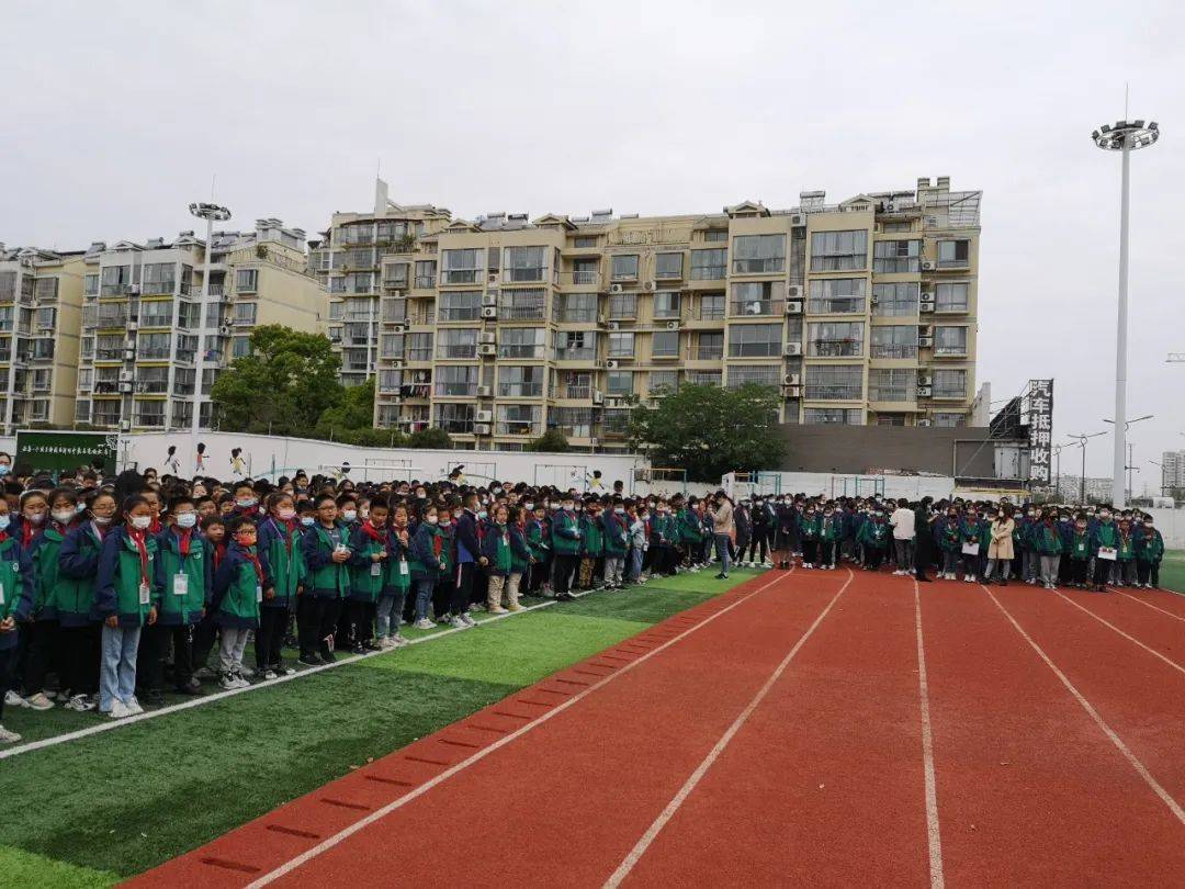 盐城市新河实验小学图片