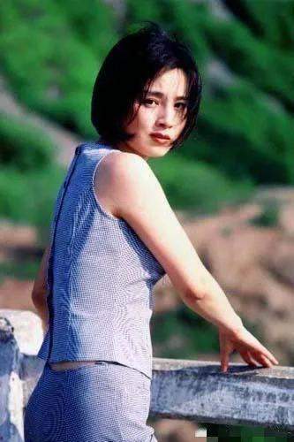 7位"叫不上名"的内地女配角,年轻时都是一眼万年,一见误终身