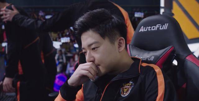 《亲爱的热爱的》:向失败者致敬_韩商言_buff_比赛