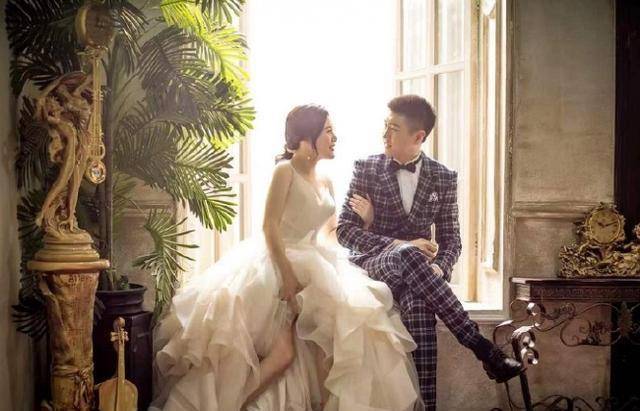 王薪凯大婚,广东两大喜事引关注,赵睿缺席伴郎团_宏远_赛季_球员