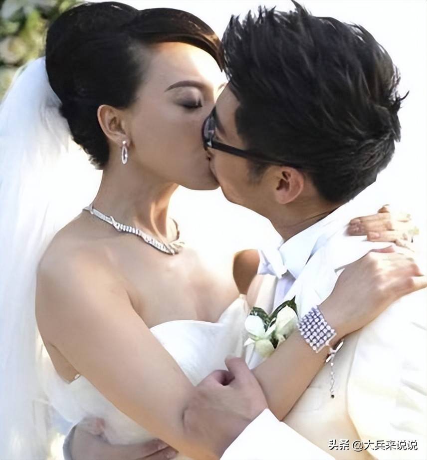 原创气质女神陈数改名整形32岁才走红下嫁二婚带娃钢琴家