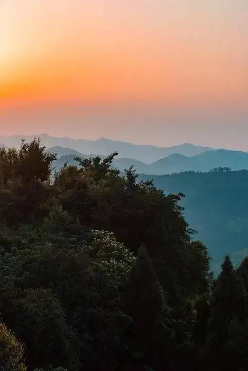 成都龙泉花果山风景名胜区火爆出圈