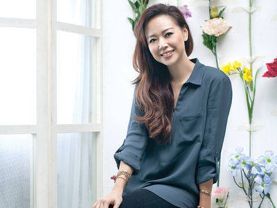 联手,而刚出道的钟丽淇就出演了重要角色饰演了陈慧珊侄女聂津津一角