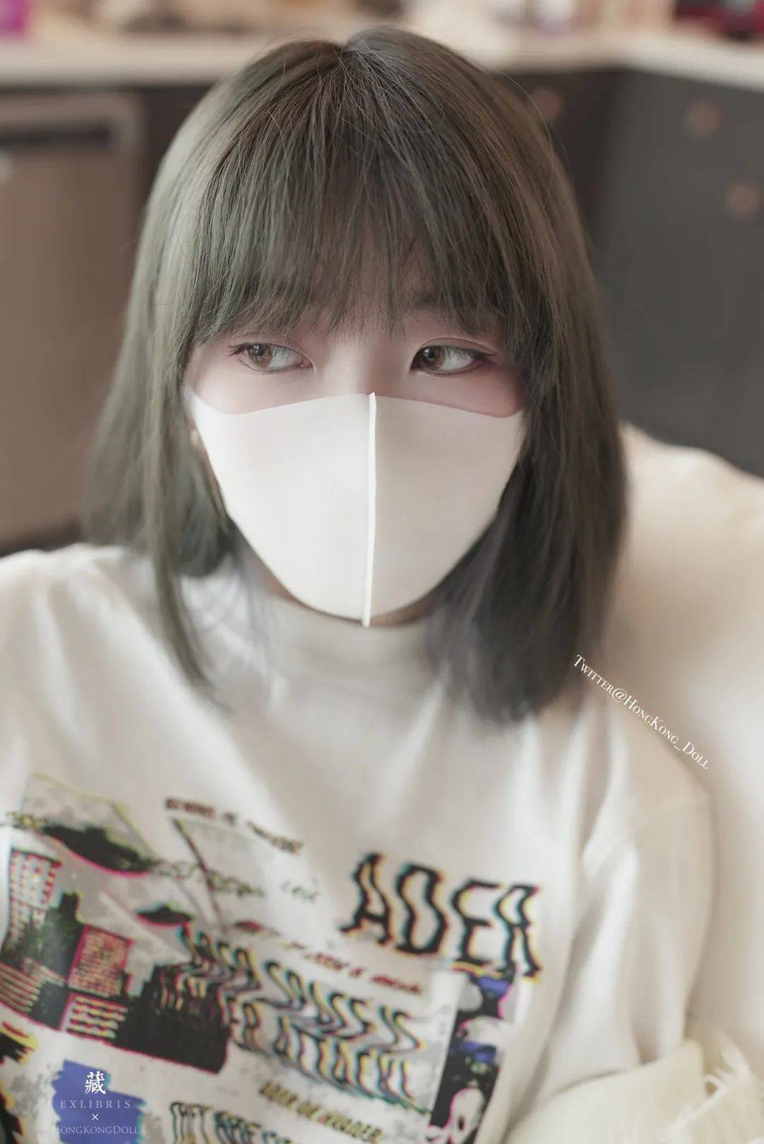 01作为p站华语区的代表人物,hongkongdoll玩偶姐姐有一种清纯的甜美