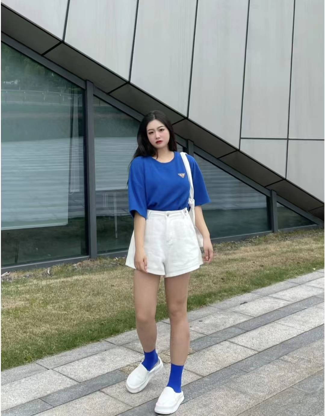 原創胖女生夏天穿什麼衣服好看胖女生適合穿什麼衣服