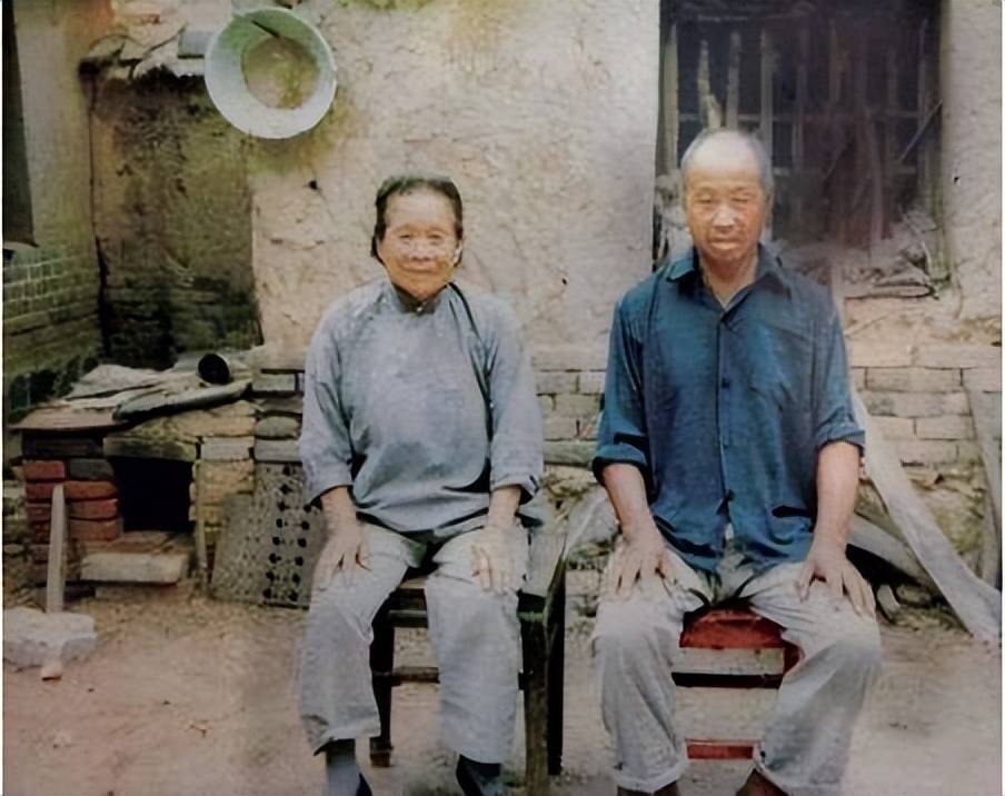 诺奖作家莫言:雪地里求爱,将文盲妻子当成掌中宝_杜勤_哥哥_棉花