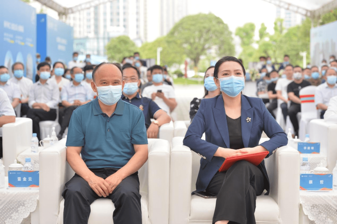 金富湘江悦城月亮岛网红盘