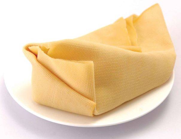 豆腐皮的选购技巧和保健菜例