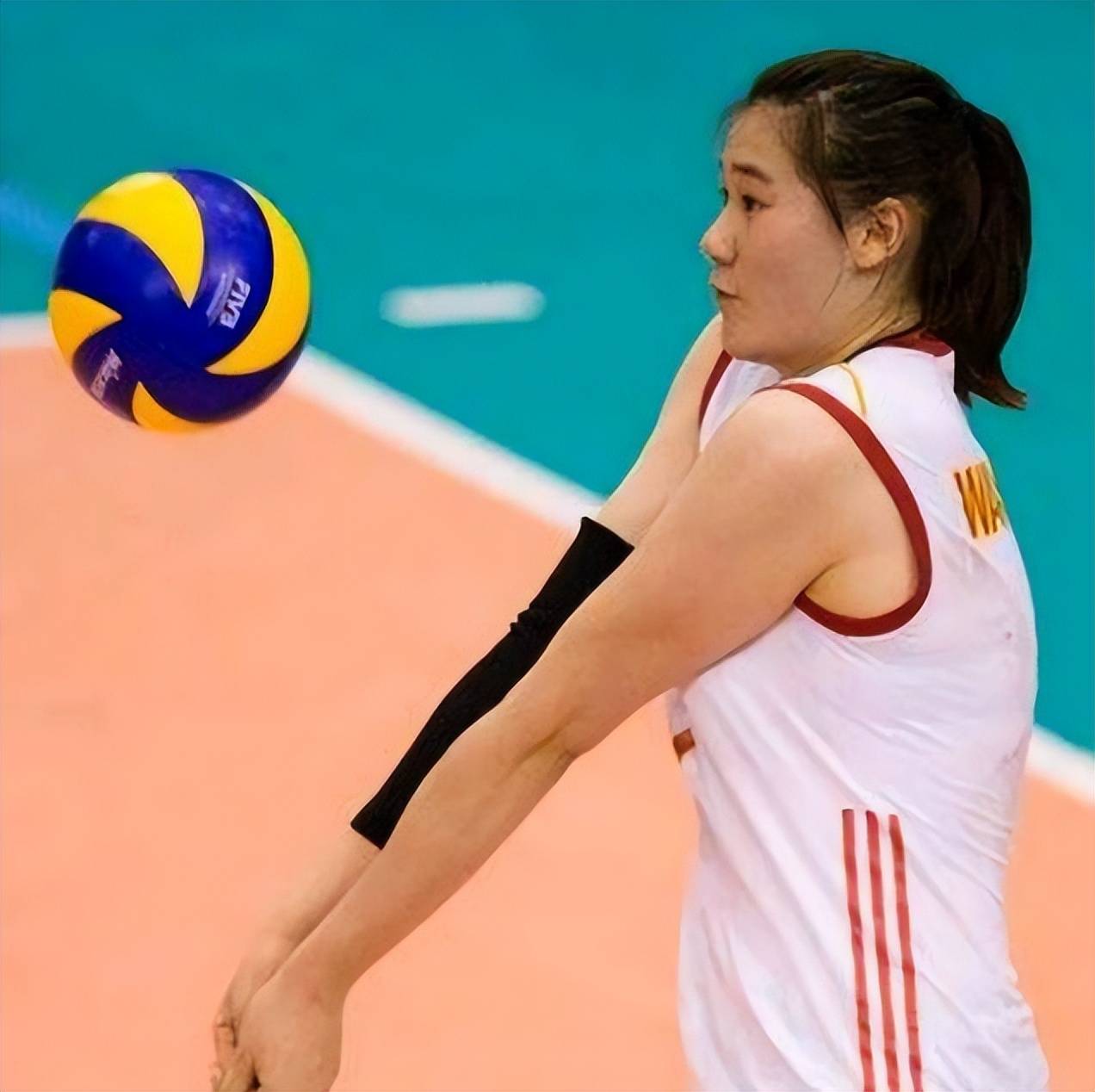 中国女排26岁新人发文新动态透露个人处境蔡斌这次是铁了心