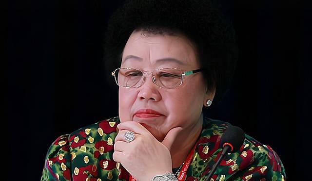 原创陈丽华为何出生在颐和园她是慈禧的什么人和溥仪又有啥关系