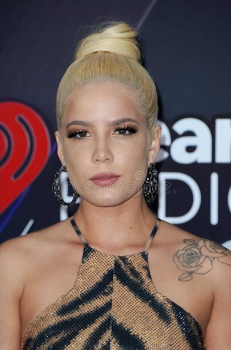 halsey 揭发唱片公司,称歌手没有自主发行权_歌曲_tiktok_制造