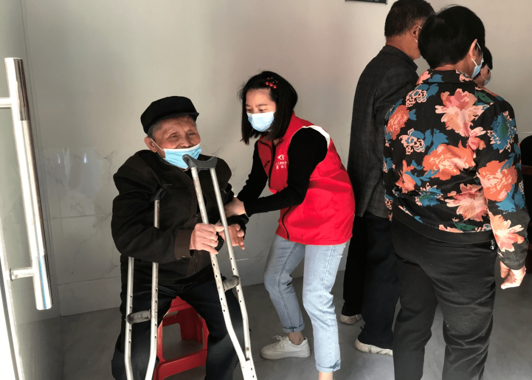 北京大学口腔医院代挂专家号服务老人体检全程引导,安稳完成检查的简单介绍 北京大学口腔医院代挂专家号服务老人体检全程引导,安稳完成检查的简单介绍