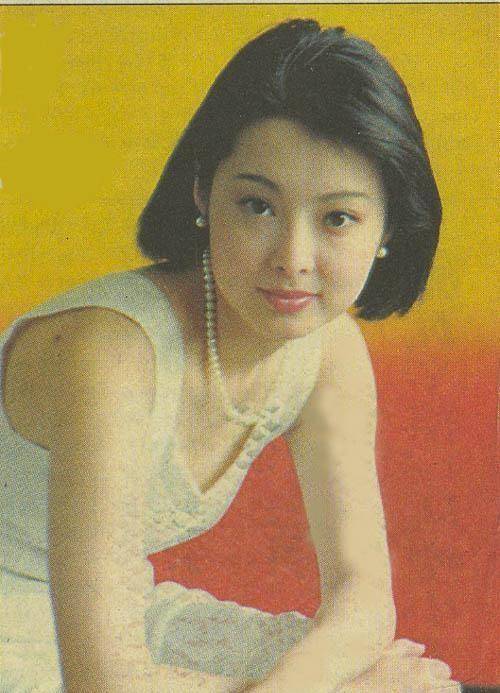 当年的袁立可是凭借这两个角色爆红