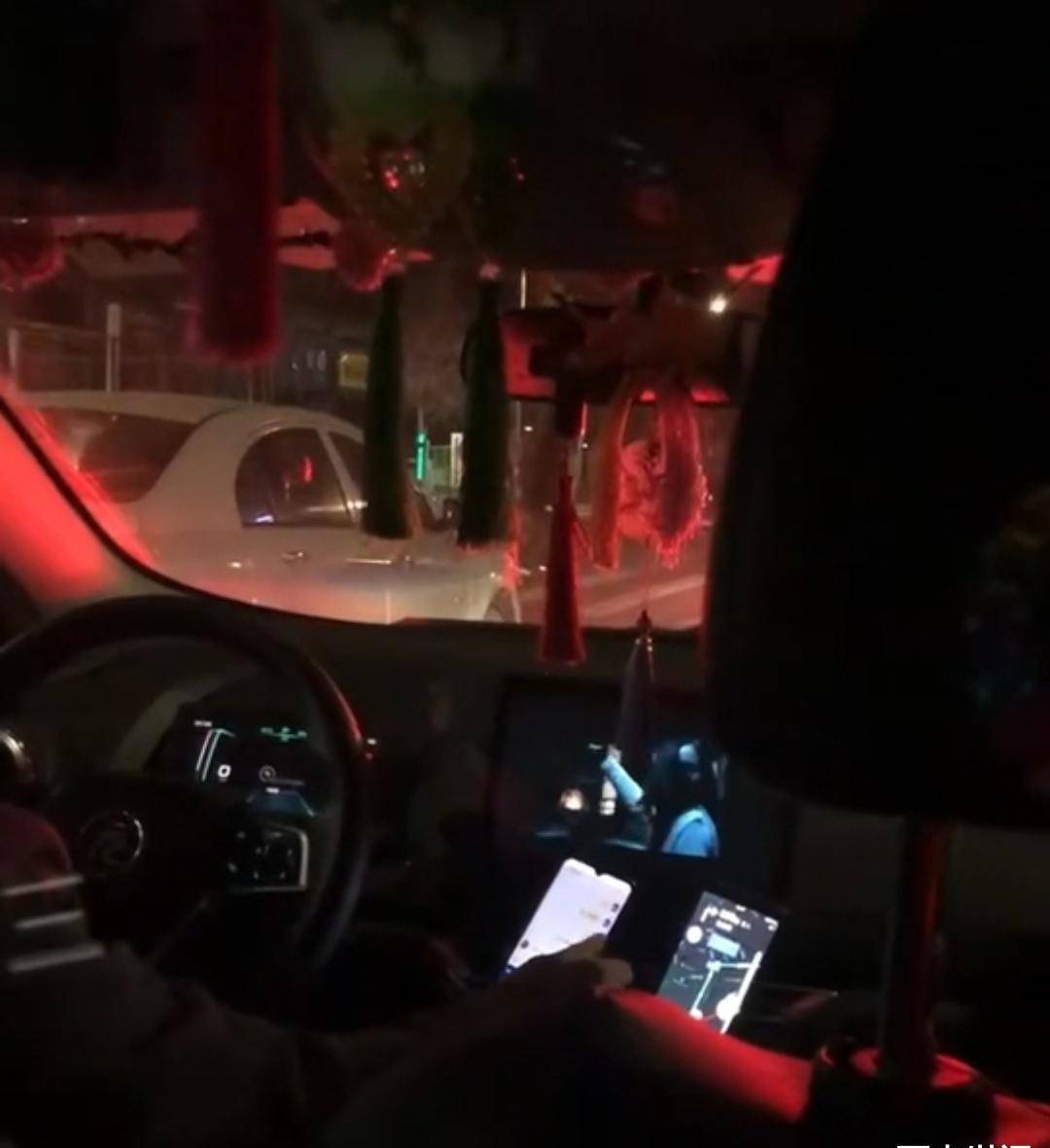 恐怖游戏《Beware》新视频 开车走夜路好可怕_3DM单机