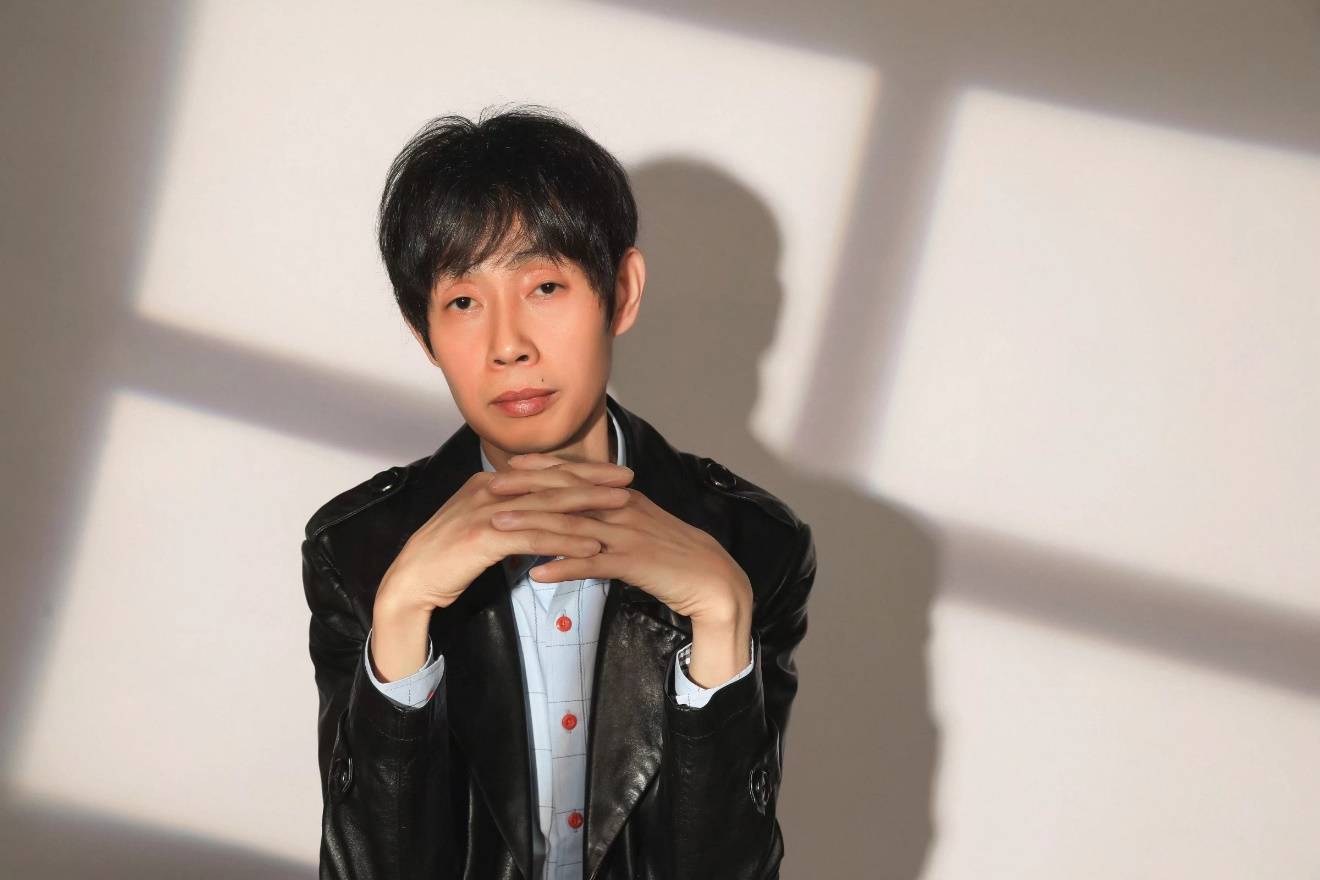 音乐人李广平回不去的故乡到不了的远方掀起热潮好评不断