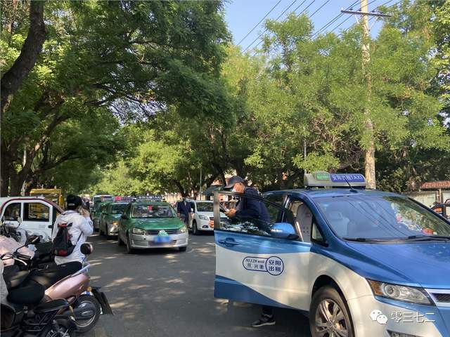 安阳这些出租车的行为太"霸道"!_车道_乘客_小安