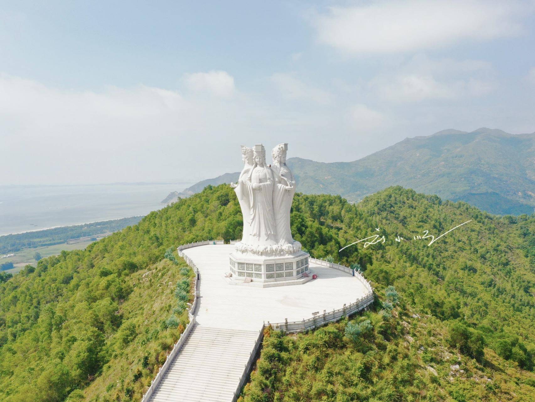 广东省海丰县的重要地标,据说全世界独一无二,你有没有来过?_石像_汕尾_大湖