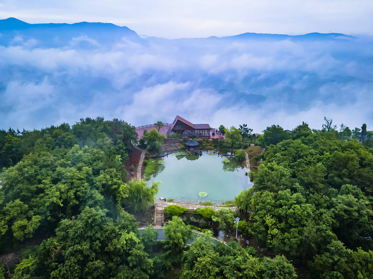 南漳天池山图片