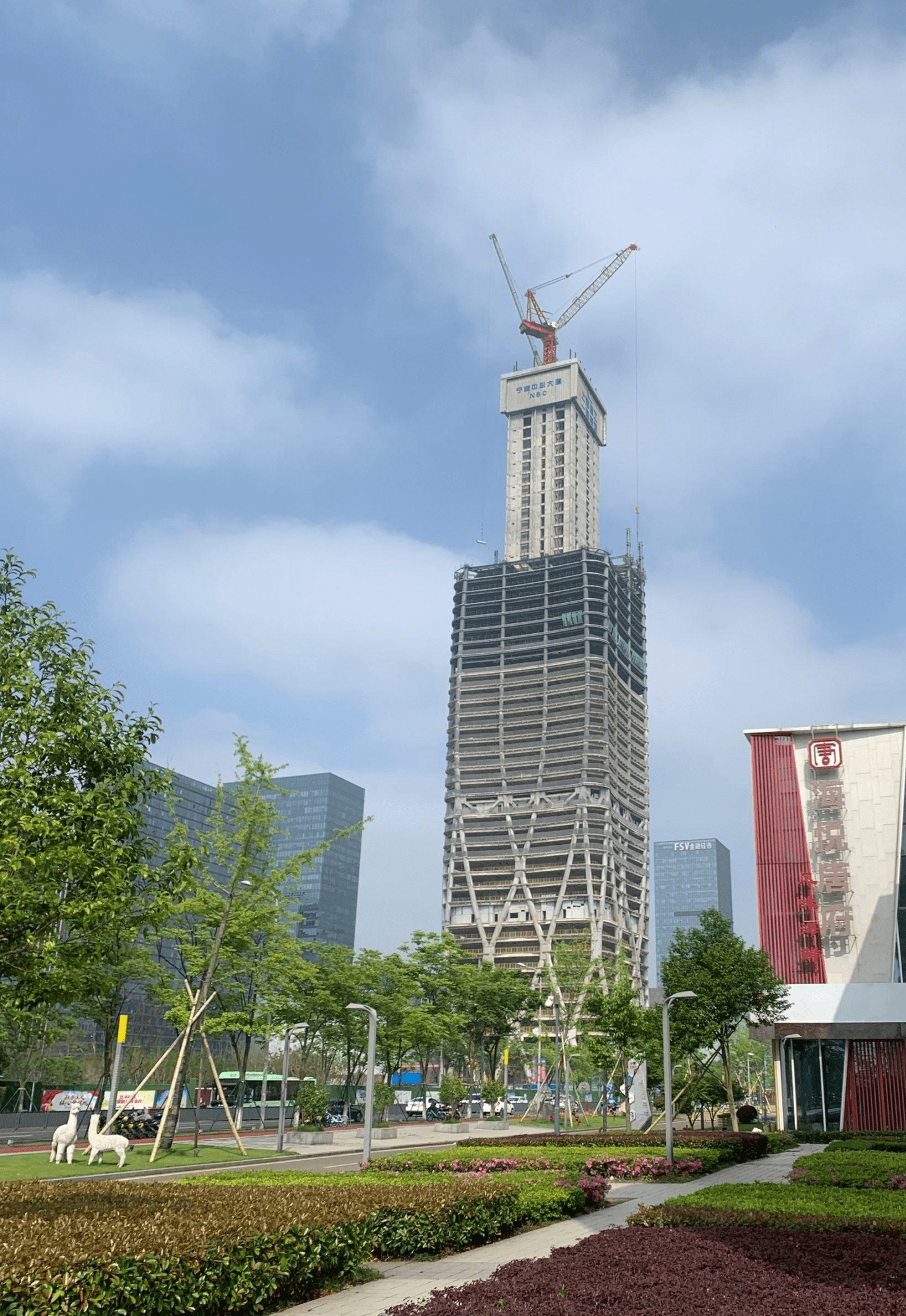 上海国际会议中心_上海吴宝路力国大厦 写字楼出租_上海中心大厦是国有吗?