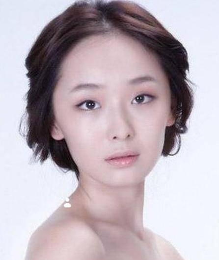 原创她18岁被张艺谋捧红差点成了罗晋老婆32岁成为龙套演员